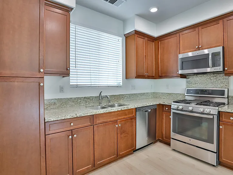 2710 Sparta Rd #3 — Photo 8