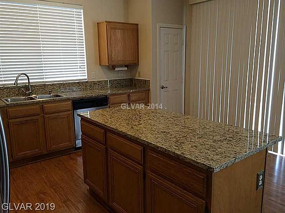 5th image of 2574 Sundew Ave #0