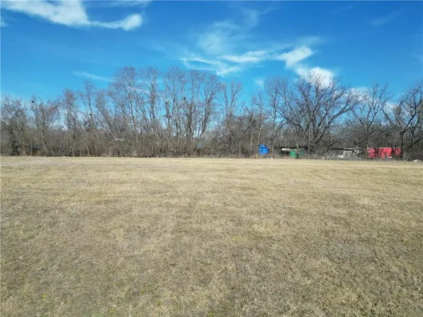 13912 E 54th Ter, Kansas City, MO 64133