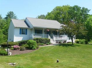 79 Babbidge Rd, Falmouth, ME 04105