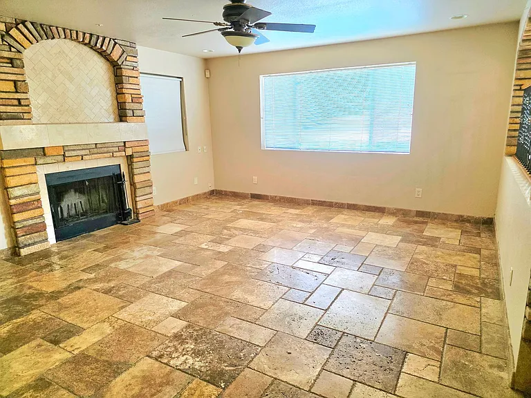 4106 E Becker Ln — Photo 21