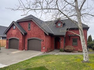 307 Martin St, Steilacoom, WA 98388