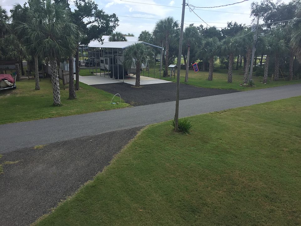 1st image of 60 7th Ave E