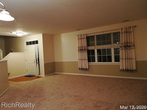 3rd image of 47736 Pembroke Dr