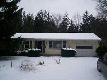 1st image of 143 Sherwood Dr