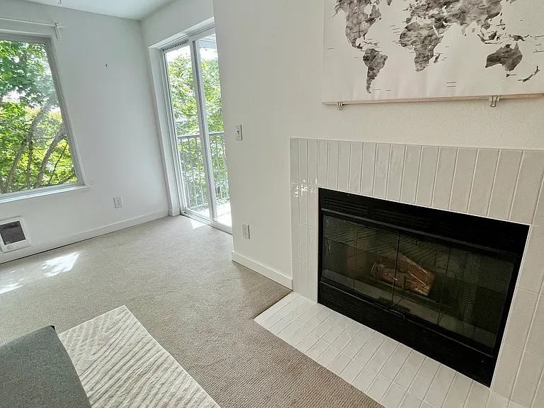 9200 Greenwood Ave N — Photo 7