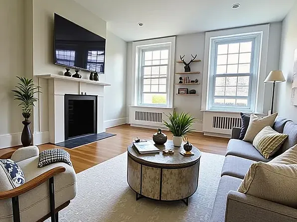 226 East 59th Street image 1 of 12