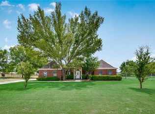 188 Bluebonnet Dr, Decatur, TX 76234