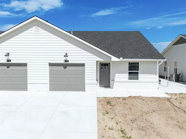 730 W 50th St S, Wichita, KS 67217