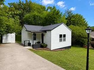 3042 Woodbine Ave, Knoxville, TN 37914