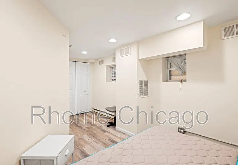 6115 S Drexel Ave #5 — Photo 3