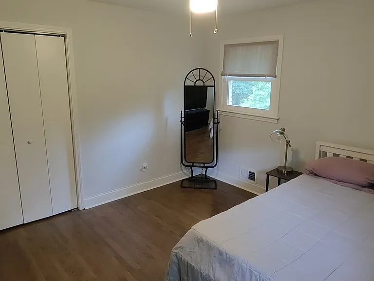 2752 Arrowood Dr #UPSTAIRS — Photo 17