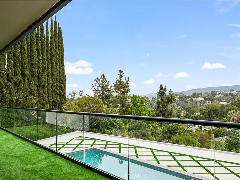 19660 Valdez Dr — Photo 24