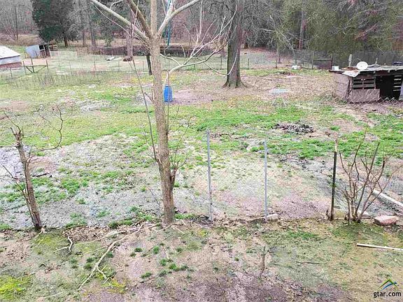 3rd image of 277 County Road 4330
