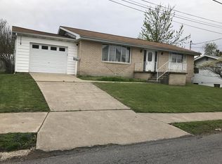 33 Pugh St, Edwardsville, PA 18704