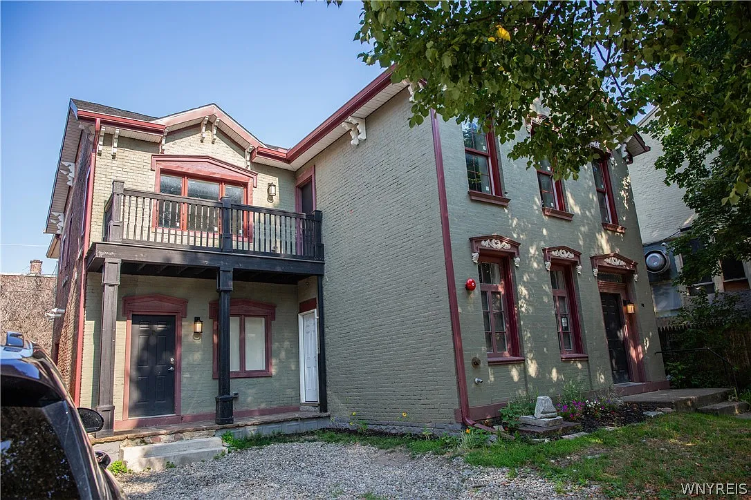 1 bed, 1.0 bath, 415 sqft, $1,375 — Photo 1