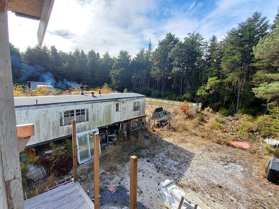 2nd image of 31850 N Mitchell Creek Rd