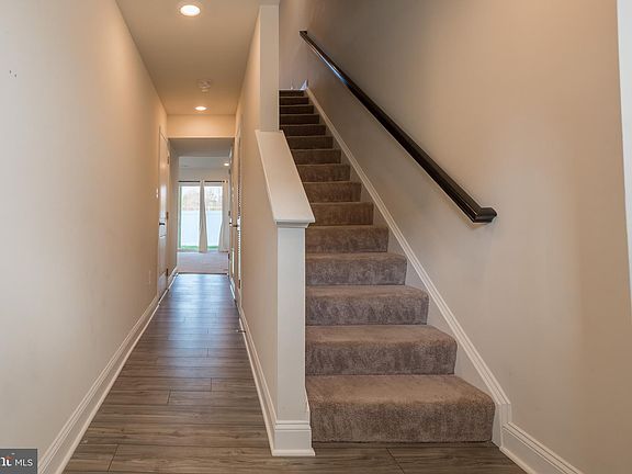3rd image of 35261 Wright Way