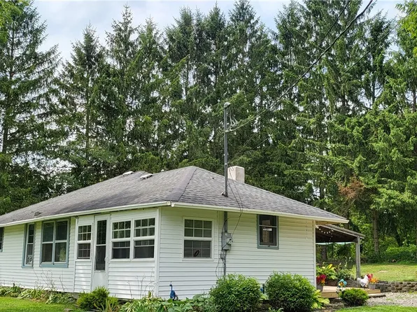 187 Old Groton Rd, Cortland, NY 13045