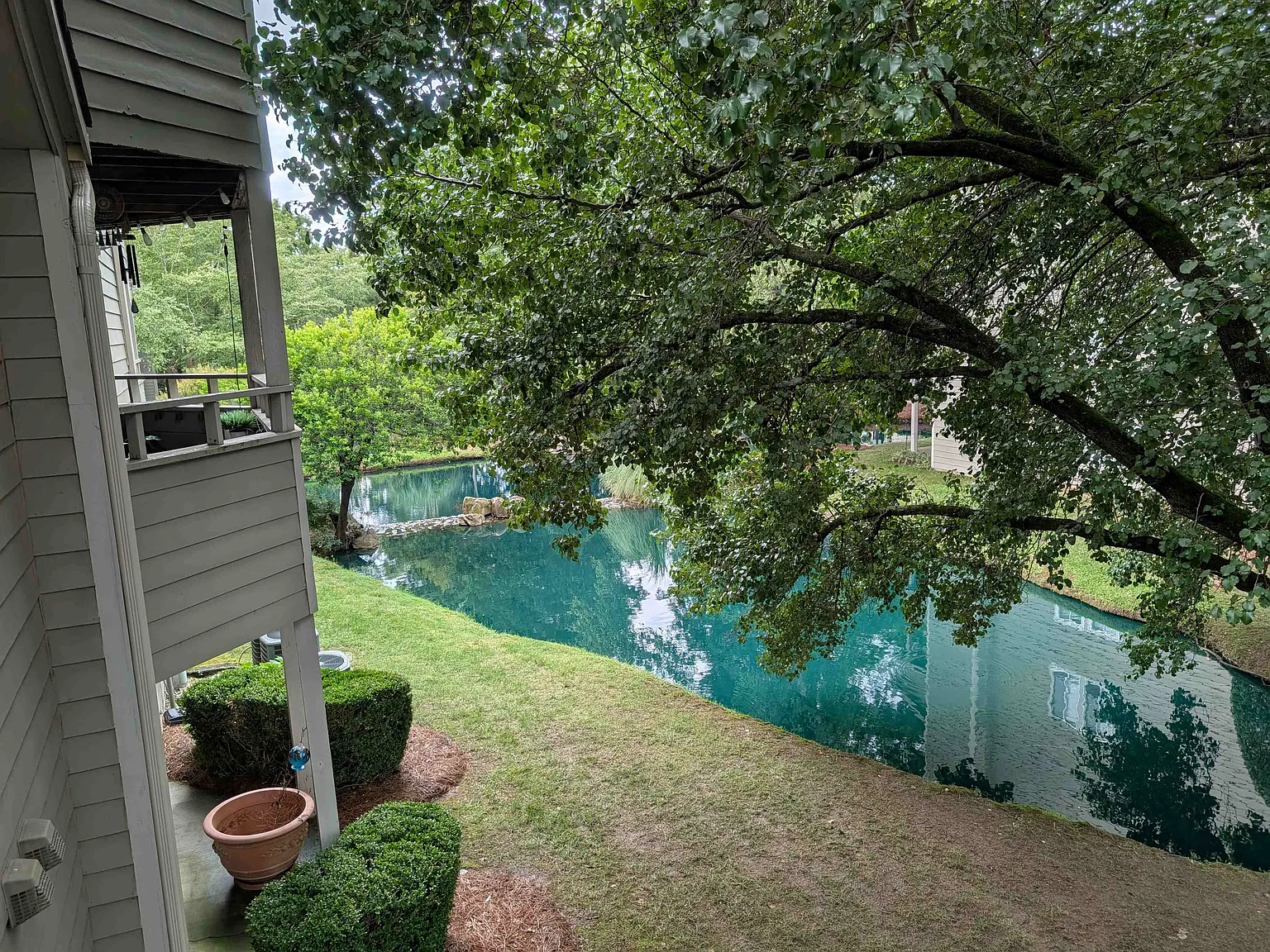 2 bed, 900 sqft, $1,450 — Photo 1