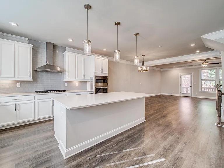 1363 Harris Way NE — Photo 24