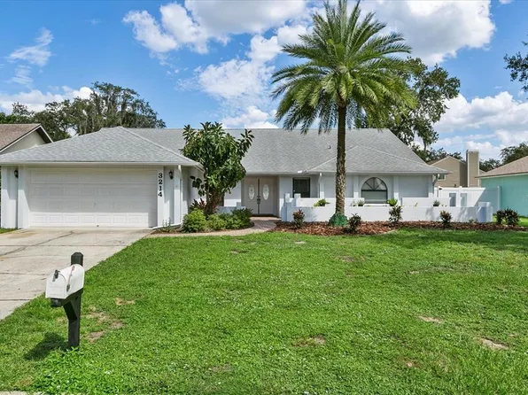 3214 Pine Club Dr, Plant City, FL 33566