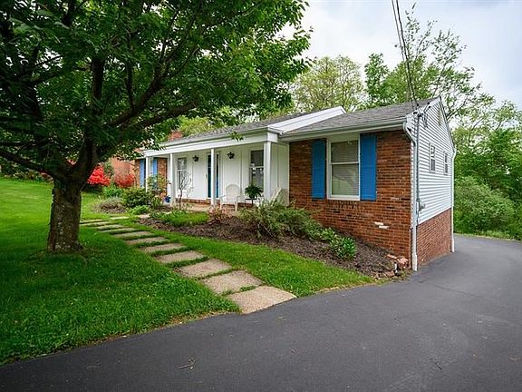 3rd image of 133 Kenney Dr