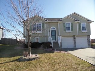 603 Fall Creek Dr, Belton, MO 64012