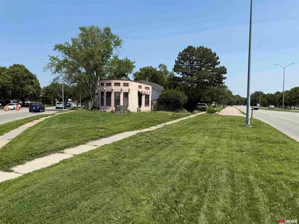 3210 Normal Blvd, Lincoln, NE 68506
