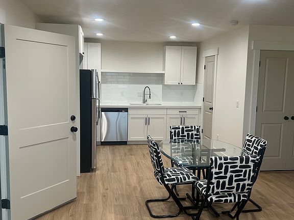 3rd image of 2027 S Dunn Dr