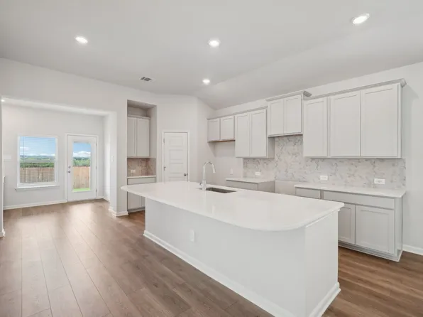 5570 Ennis Trce, San Antonio, TX 78253