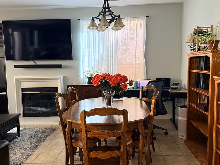10517 Hollingsworth Way — Photo 6