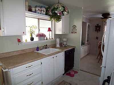5th image of 4188 Oakridge St