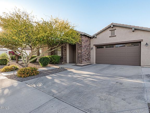 4th image of 3076 E ORIOLE Drive