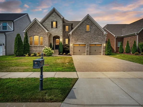 1804 Apperley Dr, Nolensville, TN 37135