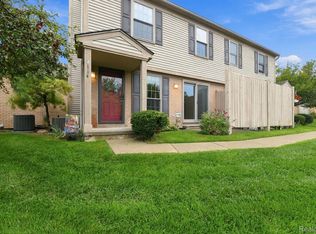 3114 Hidden Trl, Waterford, MI 48328