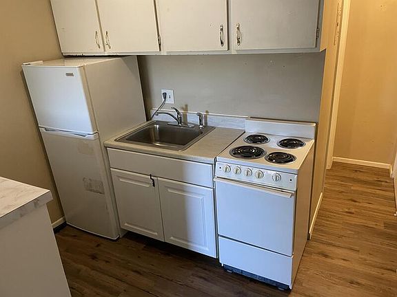 3rd image of 225 N Sherwood St APT 3I