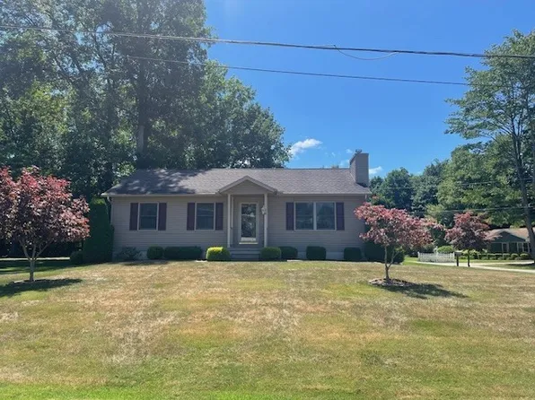 16 Highland Ave, Albion, PA 16401
