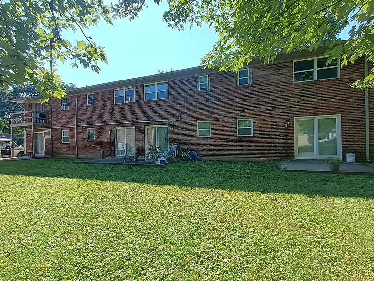 1202 E Walford Dr #11 — Photo 21