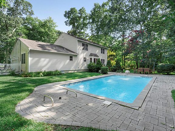 2nd image of 230 Jennings Road
