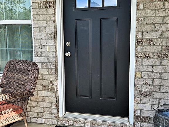 4th image of 2677 Rockaway Pl