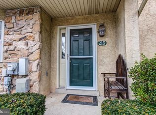 215 N Westridge Pl, Phoenixville, PA 19460
