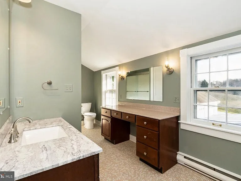 15615 Falls Rd — Photo 27