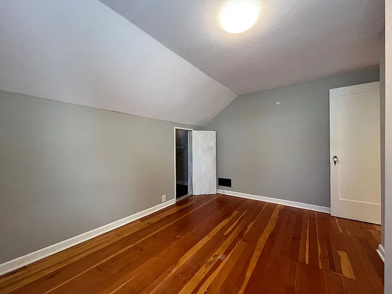 1723 NE 60th Ave — Photo 40