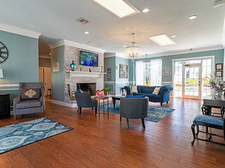 The Flats at Seminole Heights — Photo 18