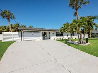 214 85th St, Holmes Beach, FL 34217