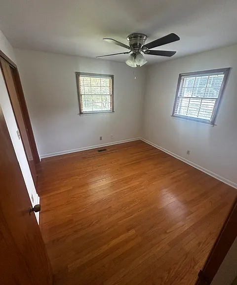 810 Elliott Dr — Photo 6