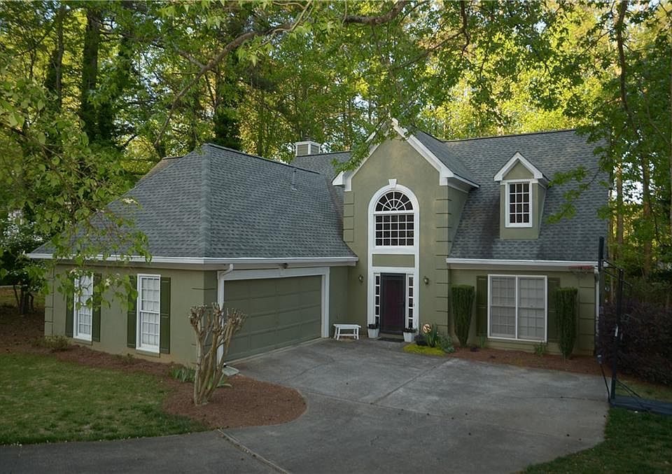 1st image of 608 Briarmeade Dr