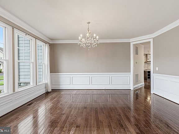 4th image of 1751 Tysons Crest Ln