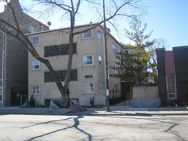 1st image of 3914 N Central Ave APT 1A
